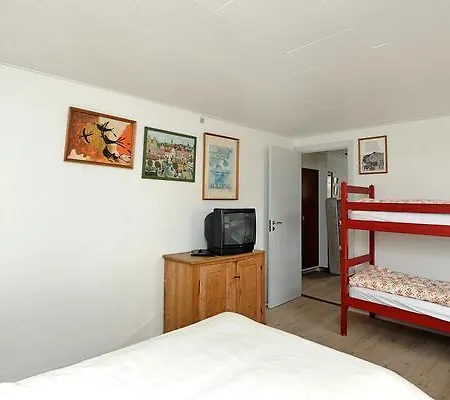 Сasa de vacaciones Two-bedroom Holiday In 4 *