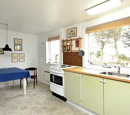 Two-bedroom Holiday In 4 Fanø